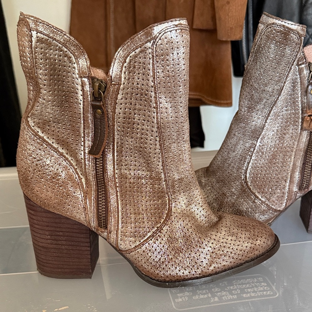 Seychelles Metallic Heeled Boots 8.5